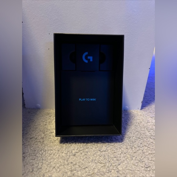 Logitech G Pro Wireless Lightweight Gaming Mouse - Picture 3 of 5